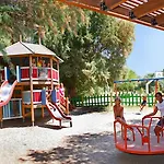 Sun Palace & העיירה קוס