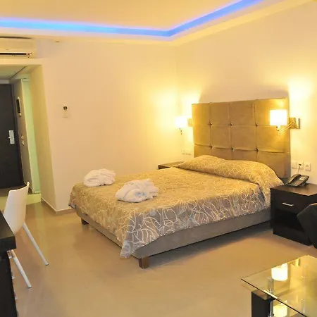 Sun Palace & 4*