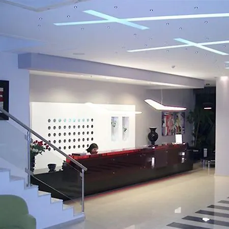 Sun Palace & 4*