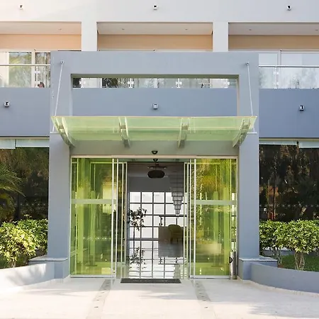 Sun Palace & Resort 4*